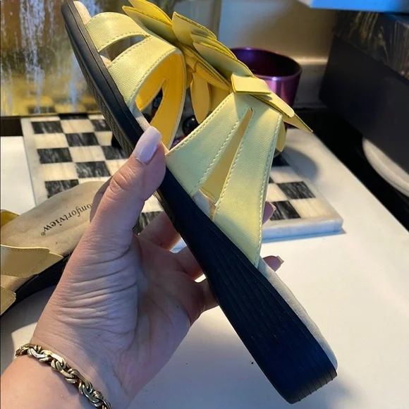 Butter Yellow Leather Sandals with Floral Design - Picture 11 of 16